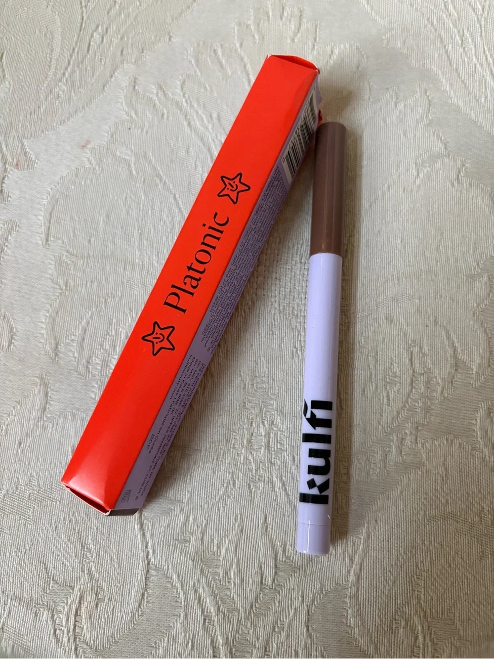 Kulfi Lassi Lips Staining Lip Liner Pencil in Platonic BNIB